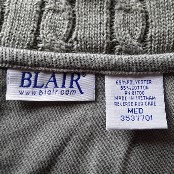 Sweater - Picture 6 of 6